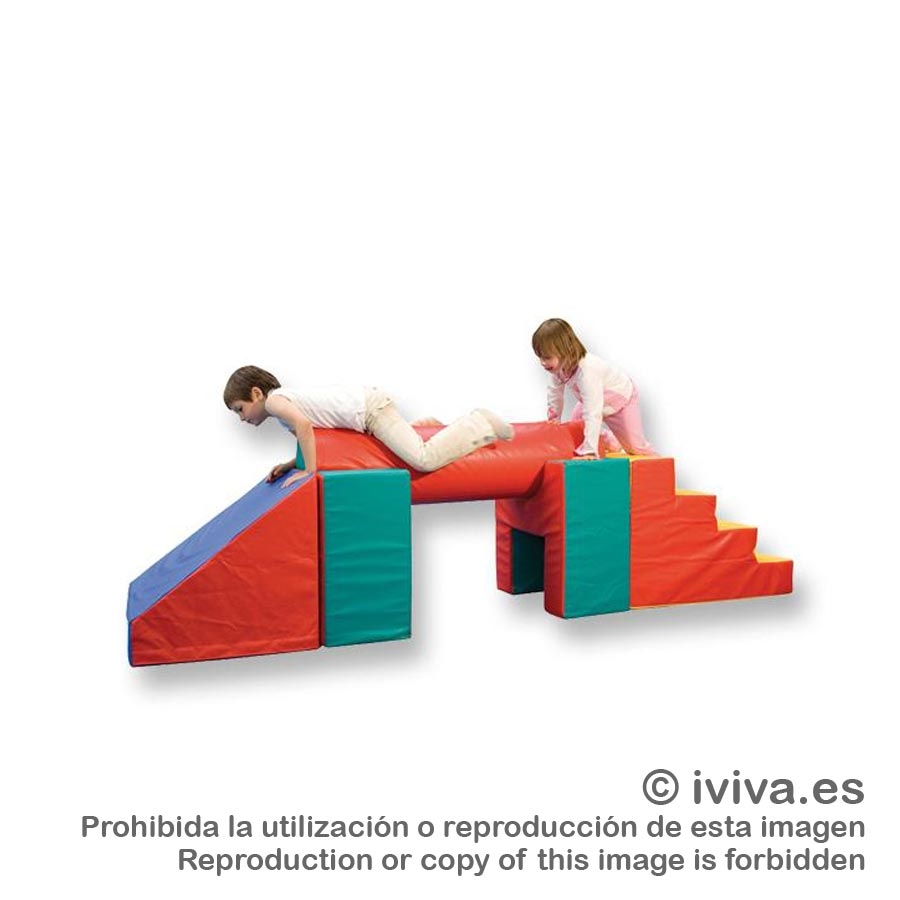 Formas geométricas de espuma. Forradas cosidas. 5 figuras.